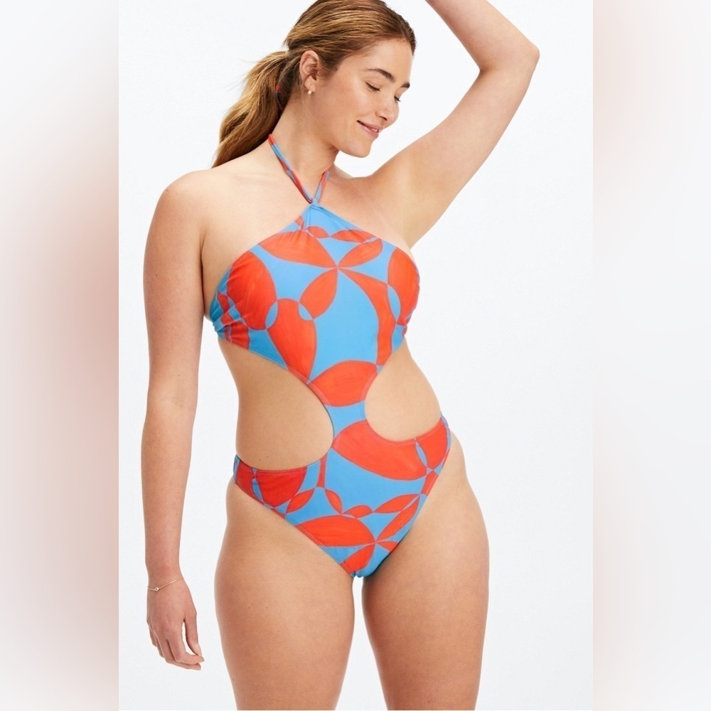 Fabletics Cutout One-Piece Swimsuit Medium NWT